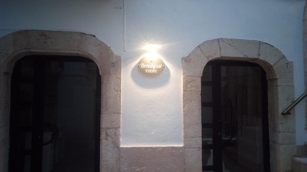 Albergo Diffuso Dimora Rossi B&B Turi Exterior foto